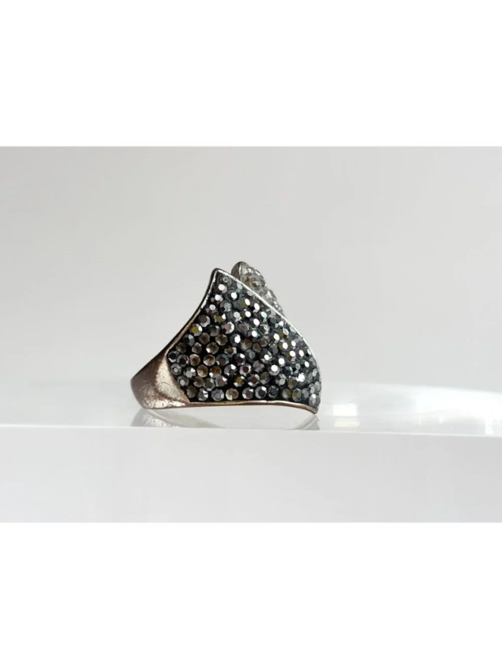 Modernist Folded Multi Rhinestone Brass Plated Malaysian Vintage Ring - sz 8